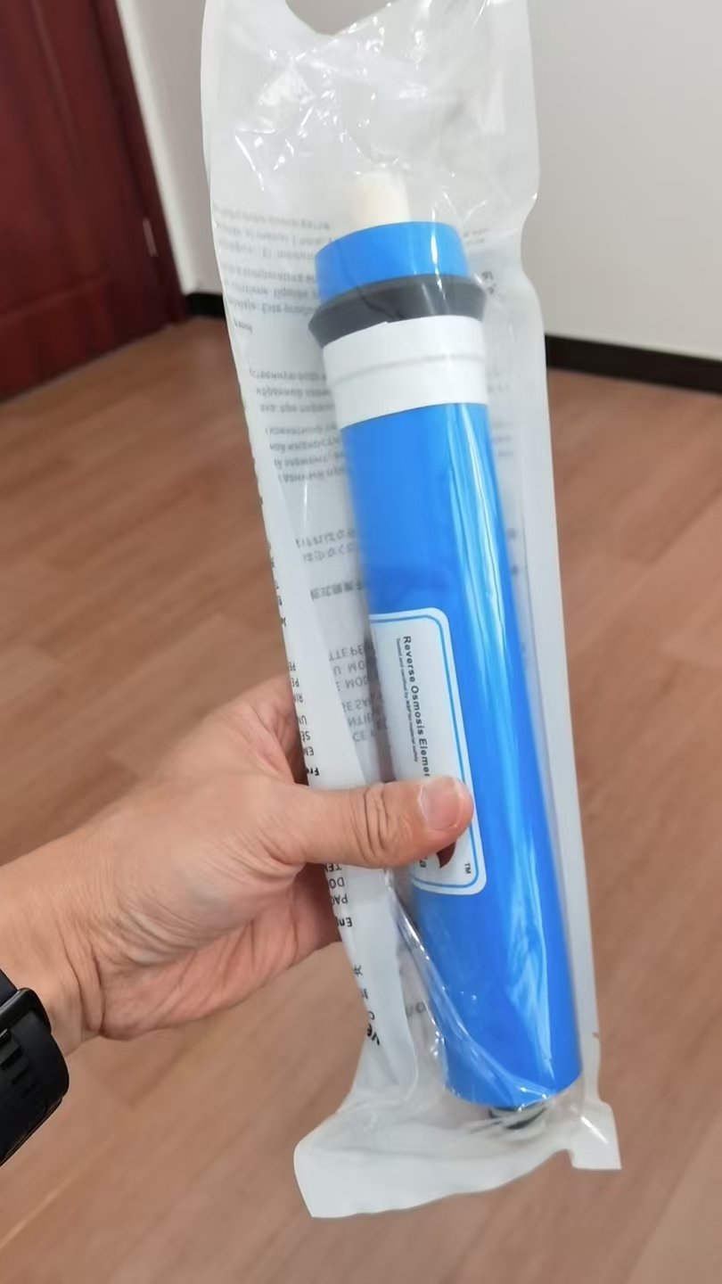 Geavanceerde 98% ontzilting RO-membraan voor behandeling met hoge tds (2000-3000 ppm)