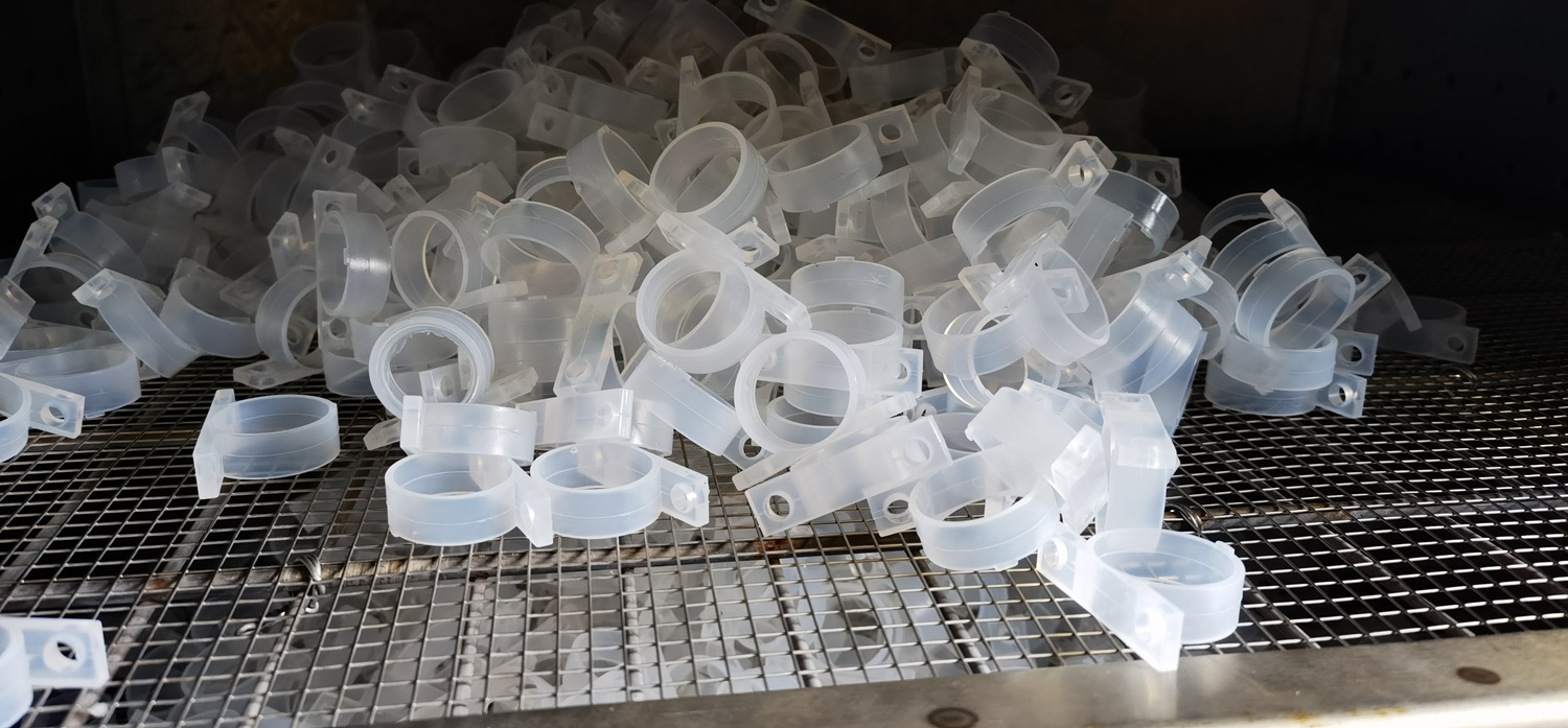 In onze fabriek: Precisiesiliconenproductie in actie